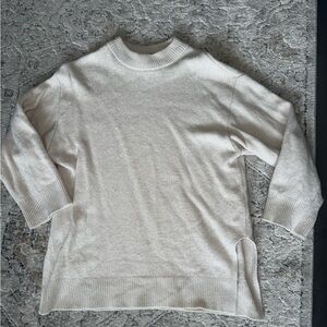 Women's Zara Oversized Cream Sweater size Small